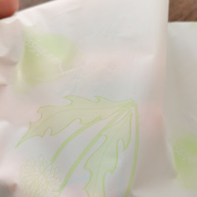 Filme de folha traseira PE respirável para fraldas de impressão coloridas personalizáveis matéria-prima