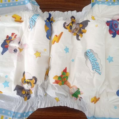 Produto de tecido não tecido Super absorvente de fraldas para bebês e adultos